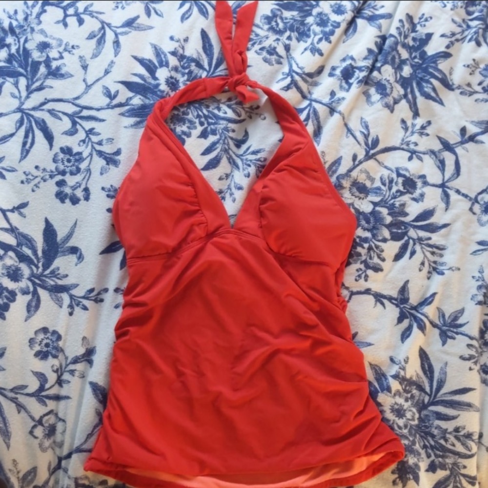 Red halter Athleta tankini NWOT